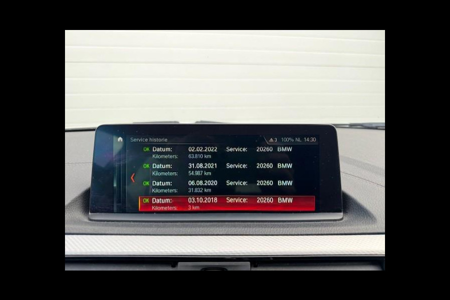 BMW 1-serie 118i High Executive M-Sport - Dealer onderhouden