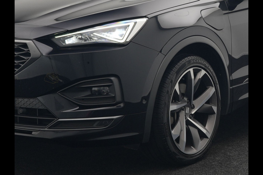 Seat Tarraco 1.4 TSI e-Hybrid FR Plug In Hybrid 245pk Dealer O.H PHEV | Panodak | Adaptive Cruise | 360 Camera | Lederen Sportstoelen Memory & Verwarmd | Apple Carplay | Keyless | Stuur & Achterbank Verwarmd | Blis | Navigatie | Virtual | DAB |