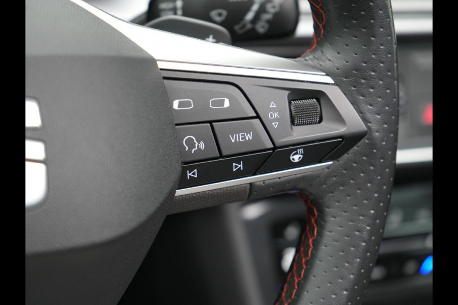 Seat Tarraco 1.4 TSI e-Hybrid FR Plug In Hybrid 245pk Dealer O.H PHEV | Panodak | Adaptive Cruise | 360 Camera | Lederen Sportstoelen Memory & Verwarmd | Apple Carplay | Keyless | Stuur & Achterbank Verwarmd | Blis | Navigatie | Virtual | DAB |