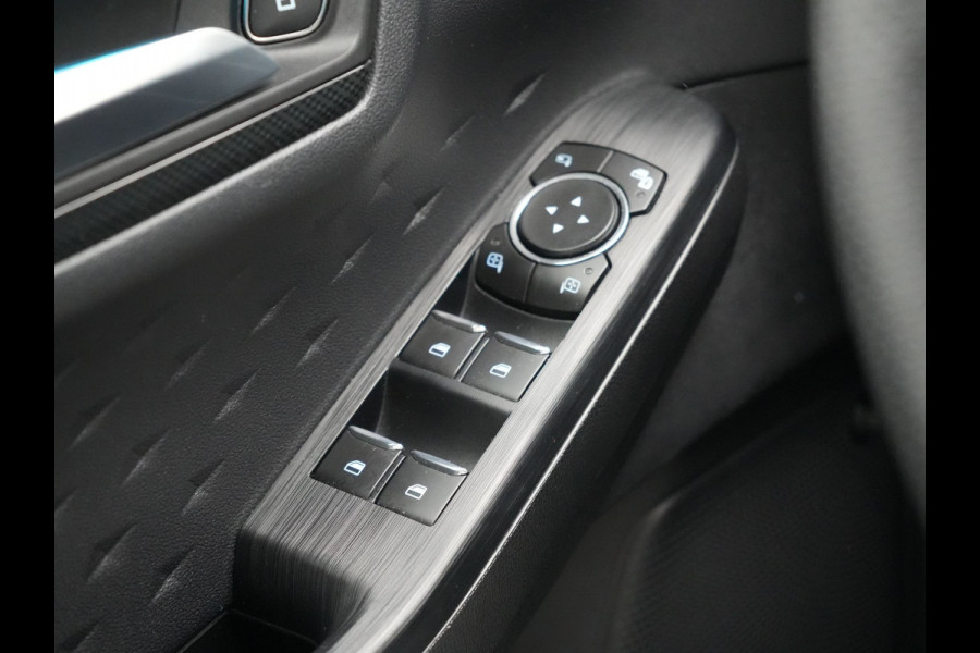 Ford Kuga 1.5 EcoBoost ST-Line X 150pk Dealer O.H 1800kg Trekgewicht | Trekhaak Afneembaar | B & O Soundsystem | Alcantara Sportstoelen Verwarmd  | Apple Carplay | Keyless | Stuur Verwarmd | Navigatie | DAB |