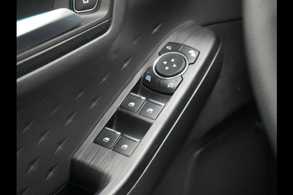 Ford Kuga 1.5 EcoBoost ST-Line X 150pk Dealer O.H 1800kg Trekgewicht | Trekhaak Afneembaar | B & O Soundsystem | Alcantara Sportstoelen Verwarmd  | Apple Carplay | Keyless | Stuur Verwarmd | Navigatie | DAB |