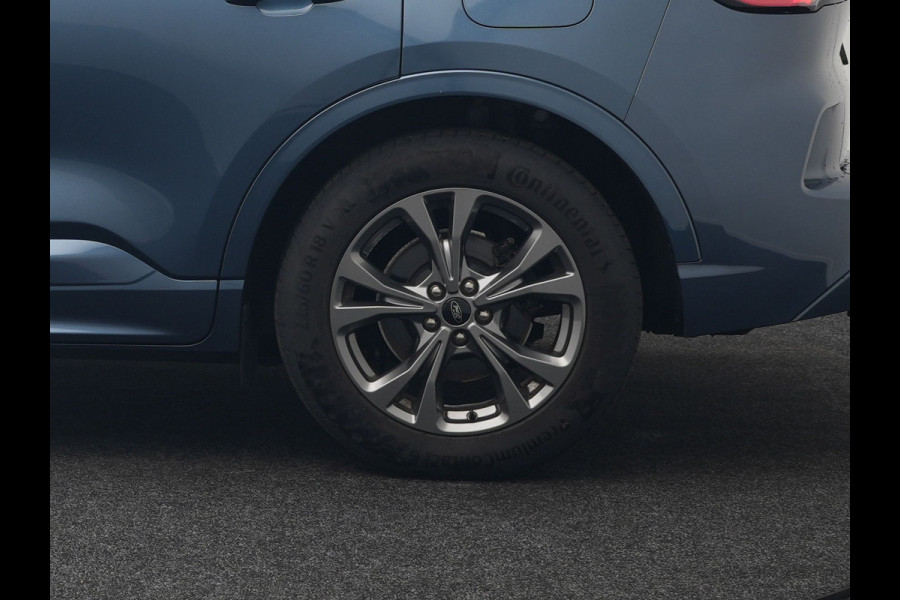 Ford Kuga 1.5 EcoBoost ST-Line X 150pk Dealer O.H 1800kg Trekgewicht | Trekhaak Afneembaar | B & O Soundsystem | Alcantara Sportstoelen Verwarmd  | Apple Carplay | Keyless | Stuur Verwarmd | Navigatie | DAB |