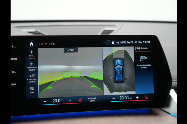 BMW X1 xDrive30e M Sport Plug In Hybrid 327pk PHEV | Head Up | Adaptive Cruise | M Sportstuur | 360 Camera | Harman Kardon | VOLLederen Sportstoelen Massage & Memory | Apple Carplay | Navigatie| Virtual | DAB |