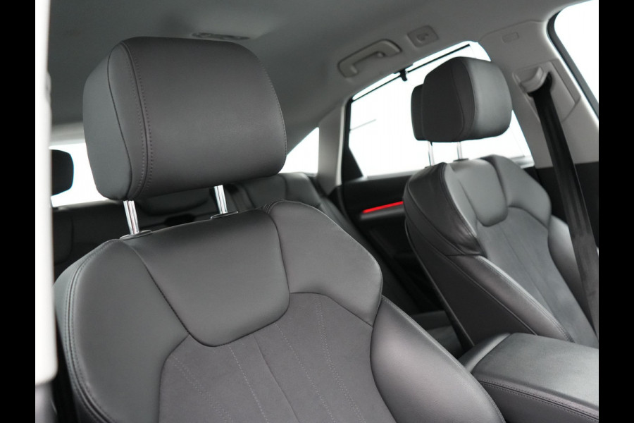 Audi Q5 Sportback 50 TFSI e S edition Plug In Hybrid 299pk Dealer O.H PHEV | Adaptive Cruise | Head Up | Bang & Olufsen | Alcantara Sportstoelen Memory | Keyless | 20"L.M | Camera | Sfeerverlichting |