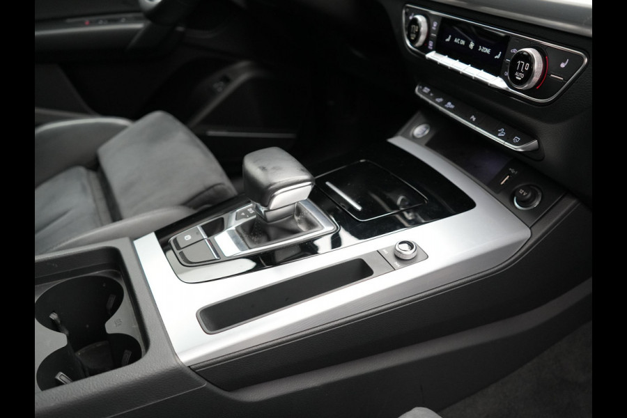 Audi Q5 Sportback 50 TFSI e S edition Plug In Hybrid 299pk Dealer O.H PHEV | Adaptive Cruise | Head Up | Bang & Olufsen | Alcantara Sportstoelen Memory | Keyless | 20"L.M | Camera | Sfeerverlichting |