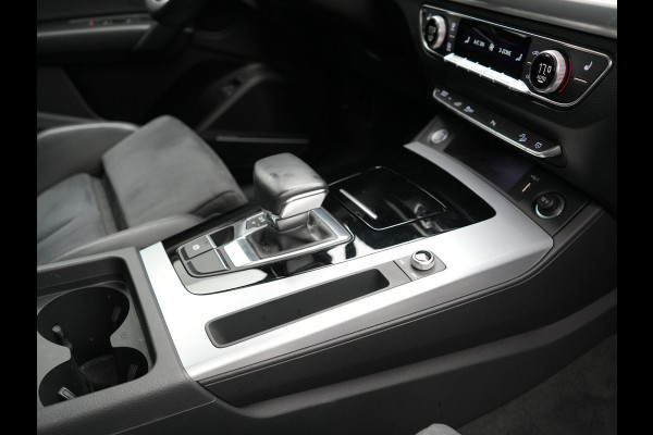 Audi Q5 Sportback 50 TFSI e S edition Plug In Hybrid 299pk Dealer O.H PHEV | Adaptive Cruise | Head Up | Bang & Olufsen | Alcantara Sportstoelen Memory | Keyless | 20"L.M | Camera | Sfeerverlichting |