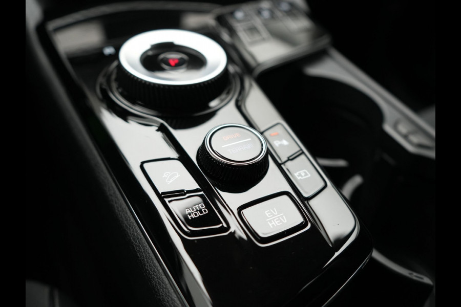 Kia Sportage T-GDi AWD DynamicLine Plug In Hybrid 266pk PHEV | Adaptive Cruise | Camera | Apple Carplay | Sportstoelen Verwarmd | Navigatie | Stuurverwarming Virtual | DAB |