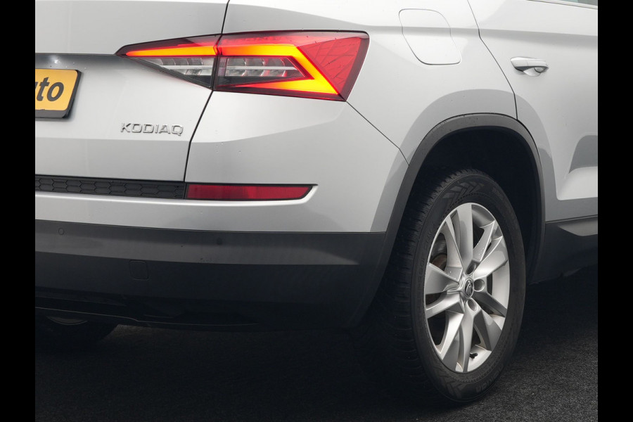 Škoda Kodiaq Style 150pk DSG 7 Persoons Dealer O.H Adaptive Cruise | Sportstoelen Memory & Verwarmd | Navigatie | Apple Carplay | DAB | Front Assist | Draadloos Laden |
