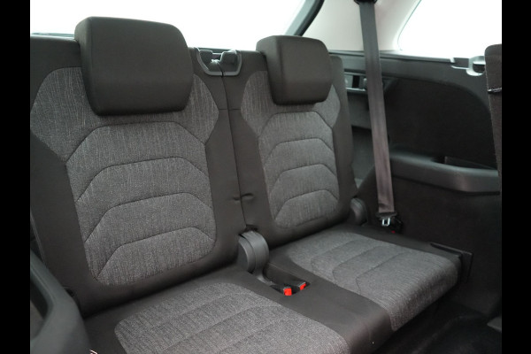 Škoda Kodiaq Style 150pk DSG 7 Persoons Dealer O.H Adaptive Cruise | Sportstoelen Memory & Verwarmd | Navigatie | Apple Carplay | DAB | Front Assist | Draadloos Laden |