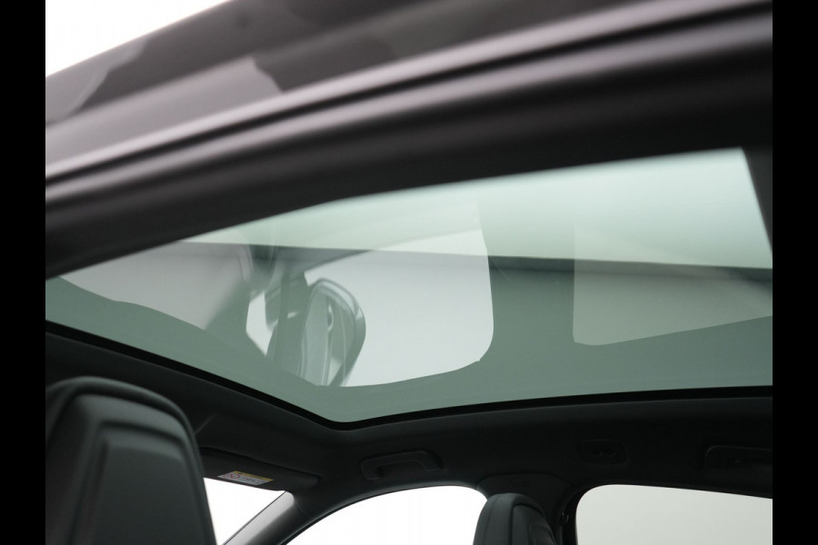 Porsche Cayenne Coupé 3.0 E-Hybrid Plug In Hybrid | MY 2024 Facelift | PHEV | Trekhaak Af Fabriek | Panodak | Luchtvering | Sportuitlaat | 4 Wiel Besturing | PDLS+ | Sport Chrono | InnoDrive Adaptive Cruise | SportDesign | Head up | Soft Close | 22"L.M | 360 Cam