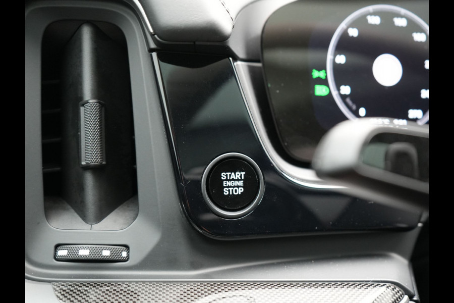 Porsche Cayenne Coupé 3.0 E-Hybrid Plug In Hybrid | MY 2024 Facelift | PHEV | Trekhaak Af Fabriek | Panodak | Luchtvering | Sportuitlaat | 4 Wiel Besturing | PDLS+ | Sport Chrono | InnoDrive Adaptive Cruise | SportDesign | Head up | Soft Close | 22"L.M | 360 Cam