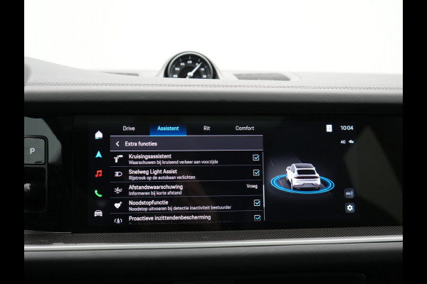 Porsche Cayenne Coupé 3.0 E-Hybrid Plug In Hybrid | MY 2024 Facelift | PHEV | Trekhaak Af Fabriek | Panodak | Luchtvering | Sportuitlaat | 4 Wiel Besturing | PDLS+ | Sport Chrono | InnoDrive Adaptive Cruise | SportDesign | Head up | Soft Close | 22"L.M | 360 Cam