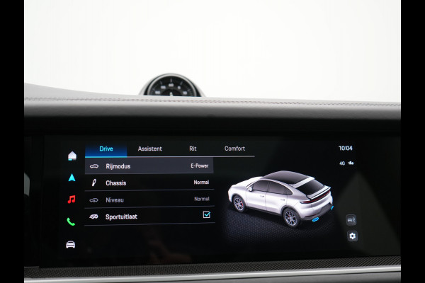 Porsche Cayenne Coupé 3.0 E-Hybrid Plug In Hybrid | MY 2024 Facelift | PHEV | Trekhaak Af Fabriek | Panodak | Luchtvering | Sportuitlaat | 4 Wiel Besturing | PDLS+ | Sport Chrono | InnoDrive Adaptive Cruise | SportDesign | Head up | Soft Close | 22"L.M | 360 Cam