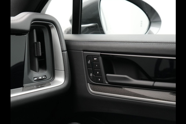 Porsche Cayenne Coupé 3.0 E-Hybrid Plug In Hybrid | MY 2024 Facelift | PHEV | Trekhaak Af Fabriek | Panodak | Luchtvering | Sportuitlaat | 4 Wiel Besturing | PDLS+ | Sport Chrono | InnoDrive Adaptive Cruise | SportDesign | Head up | Soft Close | 22"L.M | 360 Cam