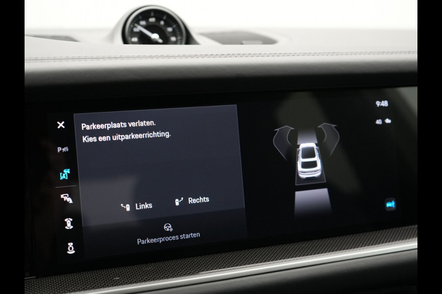 Porsche Cayenne Coupé 3.0 E-Hybrid Plug In Hybrid | MY 2024 Facelift | PHEV | Trekhaak Af Fabriek | Panodak | Luchtvering | Sportuitlaat | 4 Wiel Besturing | PDLS+ | Sport Chrono | InnoDrive Adaptive Cruise | SportDesign | Head up | Soft Close | 22"L.M | 360 Cam