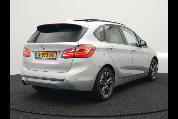 BMW 2 Serie Active Tourer 225xe iPerformance Sportline Plug In Hybrid 225pk PHEV | Panodak | Sportstoelen Memory | Camera | Stoelverwarming | Navi Full Map | Keyless | LED |