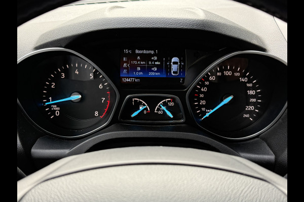 Ford Kuga BWJ 2018 | 1.5T 150PK Titanium | TREKHAAK | CLIMA | NAVI | STOEL VERW | CARPLAY | STUURWIEL VERW | PRIVACY GLASS |