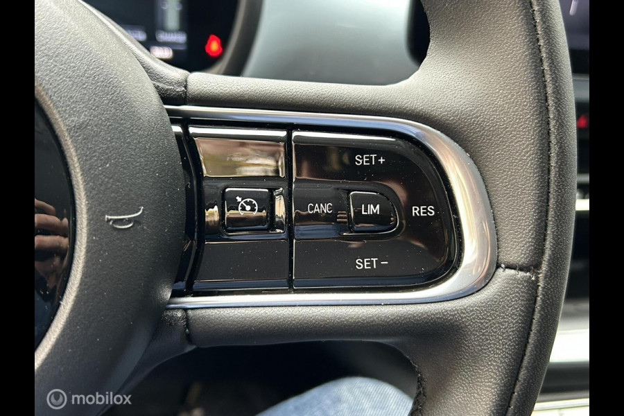 Fiat 500 Urban 42 kWh Clima / LM / Carplay / Parelmoer lak / 8.875 KM!!!