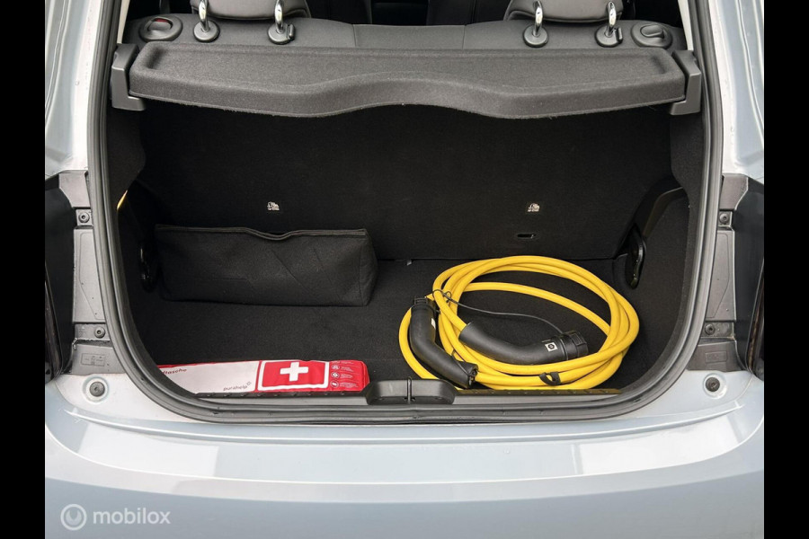 Fiat 500 Urban 42 kWh Clima / LM / Carplay / Parelmoer lak / 8.875 KM!!!