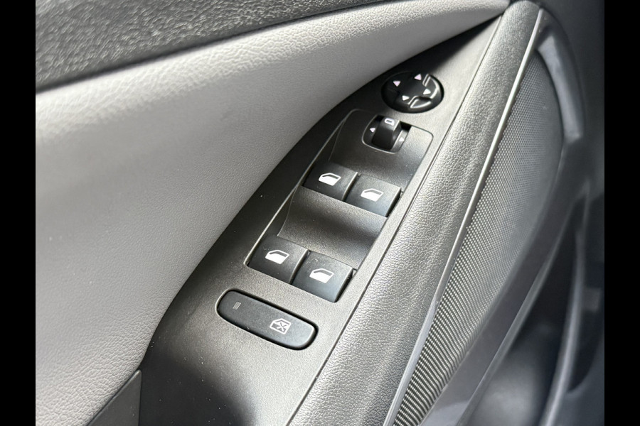 Opel Crossland X BWJ 2019 | 1.2T 111PK Online Edition | TREKHAAK | CLIMA | NAVI | CRUISE | CARPLAY | PDC |17'' LMV |