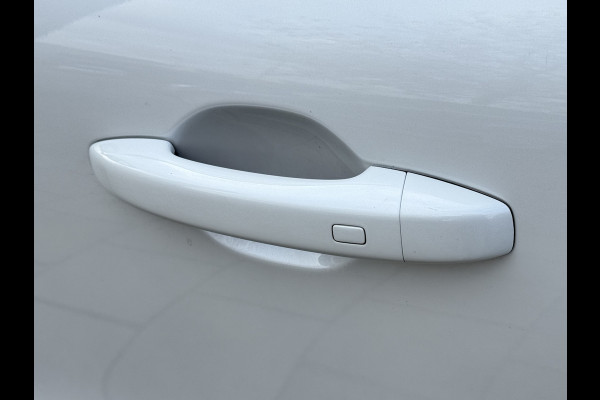 Renault Captur BWJ 2020 | 1.0 TCe 100 Intens | CLIMA | NAVI  CRUISE | CARPLAY | PRIVACY GLASS | TWO TONE