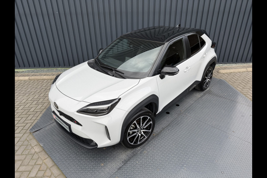 Toyota Yaris Cross 1.5 Hybrid GR Sport | 360 camera | 8.000 km | Head-up | BSM | Rijklaar!!