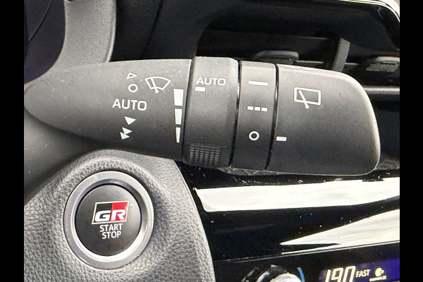 Toyota Yaris Cross 1.5 Hybrid GR Sport | 360 camera | 8.000 km | Head-up | BSM | Rijklaar!!