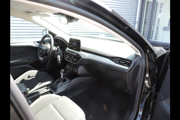 Ford Focus 1.0 EcoBoost Hybrid Trend Edition Business