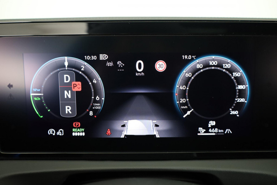 Volkswagen Tiguan 1.5 eHybrid R-Line Business | Panoramaschuif-kanteldak | Wegklapbare Trekhaak | Achterklep Elektrisch | Black style pakket | Navigatie | Parkeer assistent |