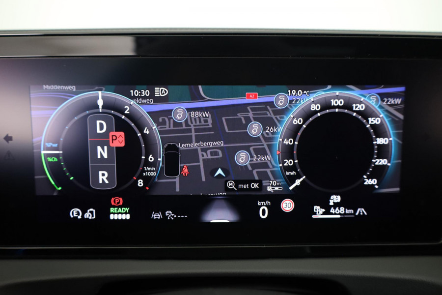 Volkswagen Tiguan 1.5 eHybrid R-Line Business | Panoramaschuif-kanteldak | Wegklapbare Trekhaak | Achterklep Elektrisch | Black style pakket | Navigatie | Parkeer assistent |