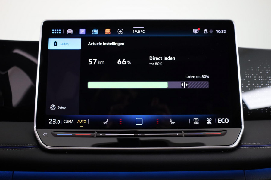 Volkswagen Tiguan 1.5 eHybrid R-Line Business | Panoramaschuif-kanteldak | Wegklapbare Trekhaak | Achterklep Elektrisch | Black style pakket | Navigatie | Parkeer assistent |