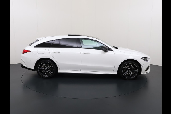 Mercedes-Benz CLA-Klasse Shooting Brake 250 e AMG Line | Pano 360 Camera Sfeer Night
