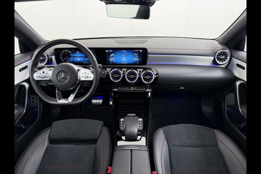 Mercedes-Benz CLA-Klasse Shooting Brake 250 e AMG Line | Pano 360 Camera Sfeer Night