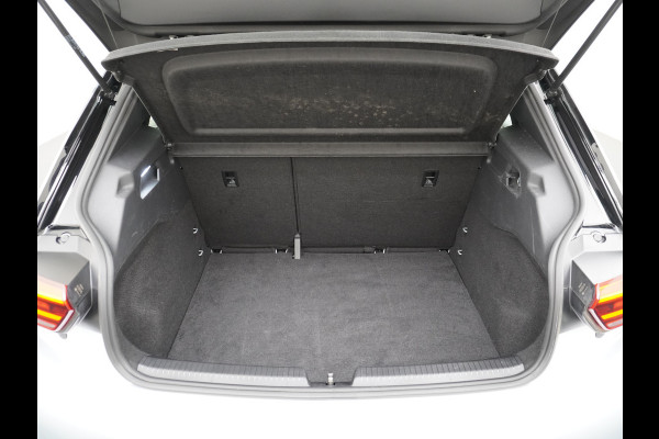 Volkswagen ID.3 204pk Life 58kWh SOH 91% Apple Carplay Android Auto Adaptieve Cruise Navi-Pro Ecc Mirrorlink DAB Keyless Led Pdc Stoel+Stuurverwarming 1e Eigenaar Origineel Nederlandse Auto