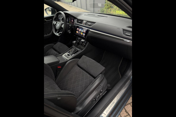 Škoda Superb Combi 1.4 TSI iV Sportline Trekhaak Camera