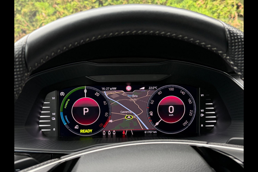 Škoda Superb Combi 1.4 TSI iV Sportline Trekhaak Camera