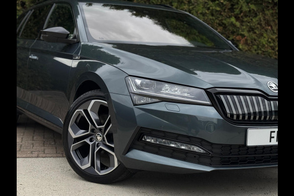 Škoda Superb Combi 1.4 TSI iV Sportline Trekhaak Camera
