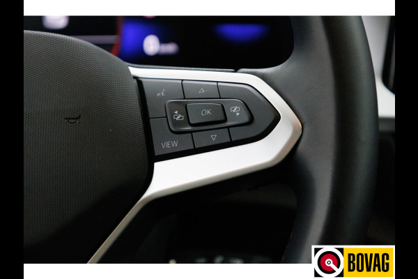 Volkswagen T-Roc 1.0 TSI 116 PK Business Edition | Stoelverw. | Apple Carplay / Android auto | PDC V+A Automatisch inparkeren, Climate control, all season banden, extra getint glas achter