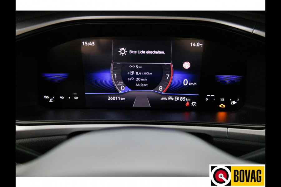 Volkswagen T-Roc 1.0 TSI 116 PK Business Edition | Stoelverw. | Apple Carplay / Android auto | PDC V+A Automatisch inparkeren, Climate control, all season banden, extra getint glas achter