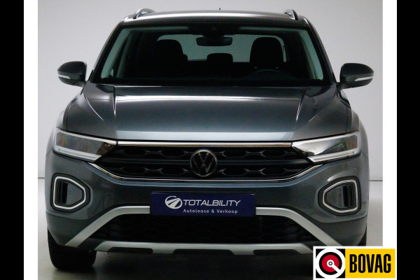Volkswagen T-Roc 1.0 TSI 116 PK Business Edition | Stoelverw. | Apple Carplay / Android auto | PDC V+A Automatisch inparkeren, Climate control, all season banden, extra getint glas achter