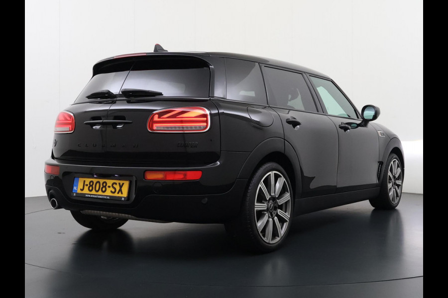 MINI Clubman 1.5 Cooper Richmond Park Edition VAN: €27.900,- VOOR: €24.770,- UW EINDEJAARSVOORDEEL: €3.130,- | PANO| CAMERA| STOELVERW. | LEER| KEYLESS| RIJKLAARPRIJS INCL. 12 MND BOVAG GARANTIE