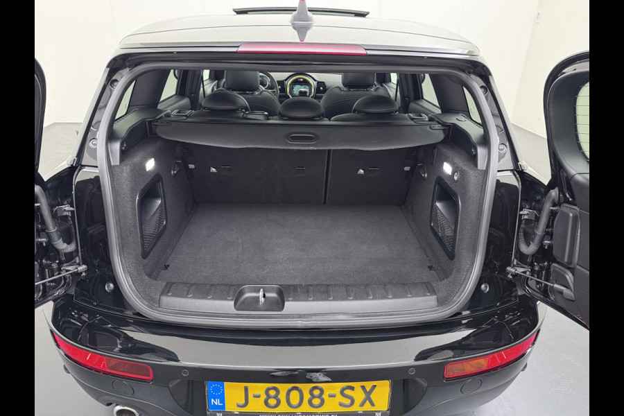 MINI Clubman 1.5 Cooper Richmond Park Edition VAN: €27.900,- VOOR: €24.770,- UW EINDEJAARSVOORDEEL: €3.130,- | PANO| CAMERA| STOELVERW. | LEER| KEYLESS| RIJKLAARPRIJS INCL. 12 MND BOVAG GARANTIE