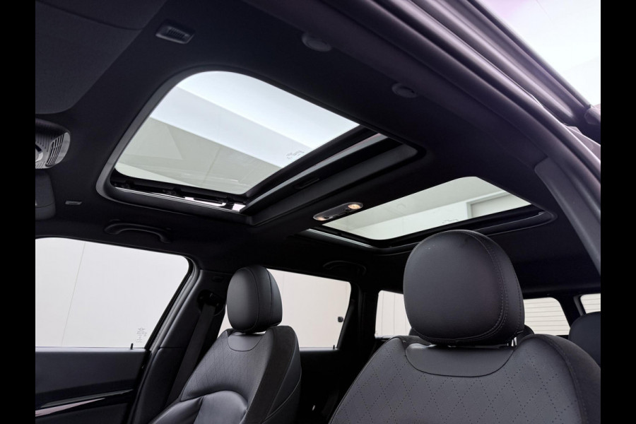 MINI Clubman 1.5 Cooper Richmond Park Edition VAN: €27.900,- VOOR: €24.770,- UW EINDEJAARSVOORDEEL: €3.130,- | PANO| CAMERA| STOELVERW. | LEER| KEYLESS| RIJKLAARPRIJS INCL. 12 MND BOVAG GARANTIE