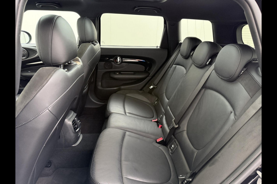 MINI Clubman 1.5 Cooper Richmond Park Edition VAN: €27.900,- VOOR: €24.770,- UW EINDEJAARSVOORDEEL: €3.130,- | PANO| CAMERA| STOELVERW. | LEER| KEYLESS| RIJKLAARPRIJS INCL. 12 MND BOVAG GARANTIE