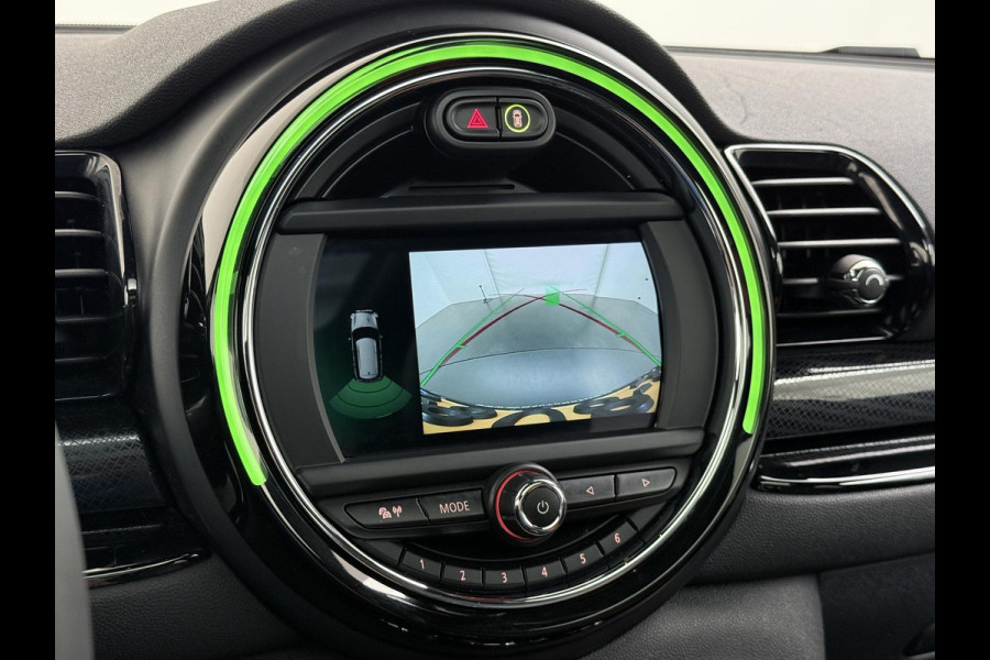 MINI Clubman 1.5 Cooper Richmond Park Edition VAN: €27.900,- VOOR: €24.770,- UW EINDEJAARSVOORDEEL: €3.130,- | PANO| CAMERA| STOELVERW. | LEER| KEYLESS| RIJKLAARPRIJS INCL. 12 MND BOVAG GARANTIE