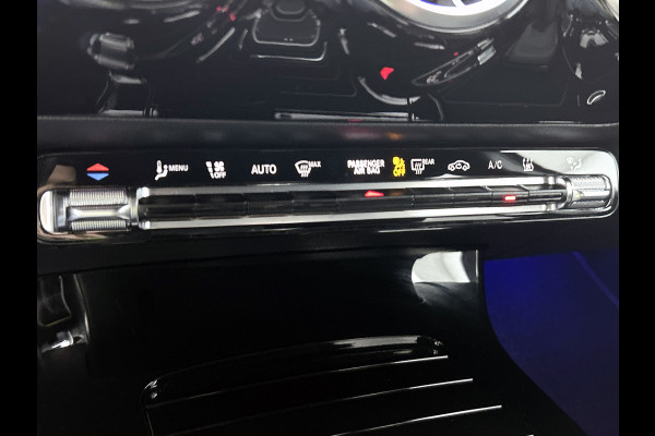 Mercedes-Benz A-Klasse 250 e AMG-Line Premium Plus AANBIEDING!(Dealer OnderH, Sfeer, Stoelv, Climate, Navi, Apple Carplay, Etc)