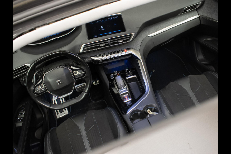 Peugeot 3008 1.6 e-THP Allure Sport (APPLE CARPLAY,NAVI,CRUISE,360 VIEW,CAMERA,SFEER VERLICHTING,SPORTSTOELEN,LM VELGEN)