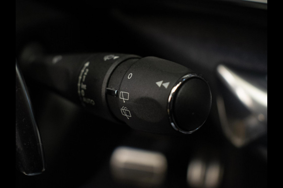 Peugeot 3008 1.6 e-THP Allure Sport (APPLE CARPLAY,NAVI,CRUISE,360 VIEW,CAMERA,SFEER VERLICHTING,SPORTSTOELEN,LM VELGEN)
