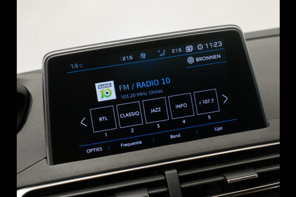 Peugeot 3008 1.6 e-THP Allure Sport (APPLE CARPLAY,NAVI,CRUISE,360 VIEW,CAMERA,SFEER VERLICHTING,SPORTSTOELEN,LM VELGEN)