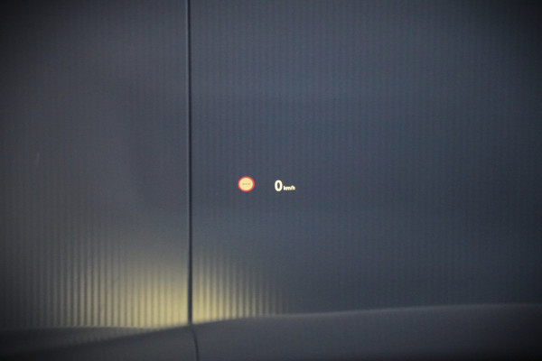 BMW X1 xDrive25e eDrive Edition M Sport | Panoramadak | Leer | Head-Up Display | Camera | Shadowline | Keyless | Cruise Control | Navigatie Prof. | Stoelverwarming | Elek. Achterklep | Ambiance Verlichting